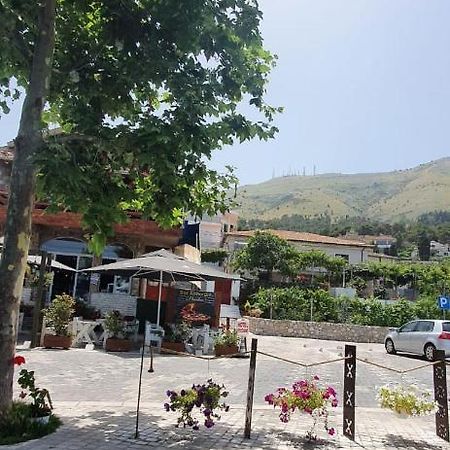 Hotel Piccolino Shkodër エクステリア 写真