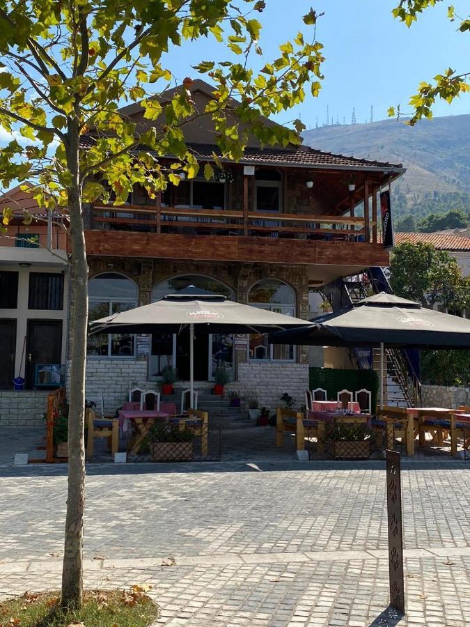 Hotel Piccolino Shkodër エクステリア 写真