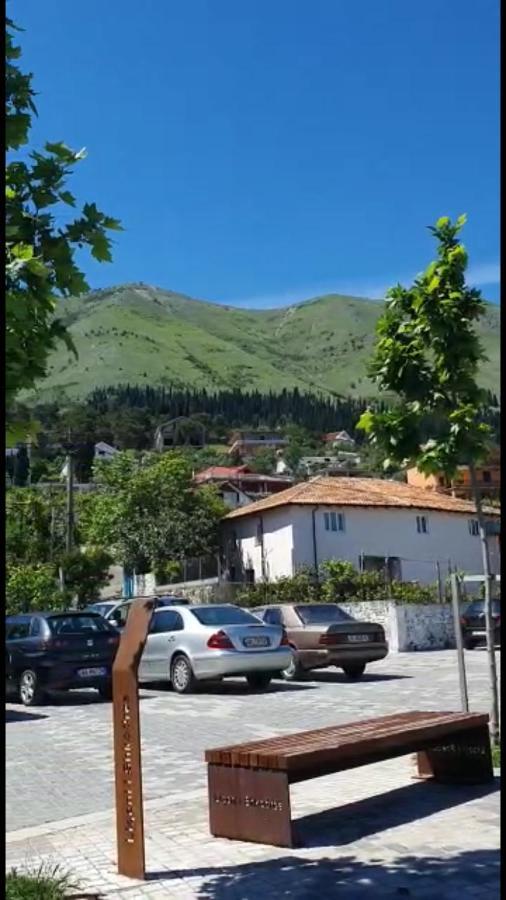 Hotel Piccolino Shkodër エクステリア 写真