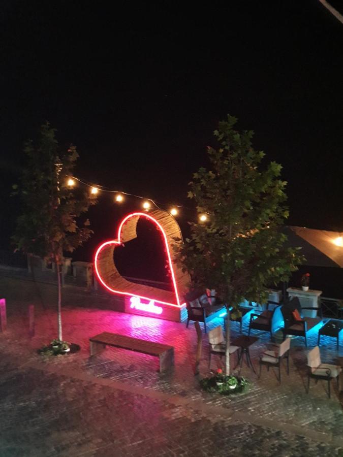 Hotel Piccolino Shkodër エクステリア 写真