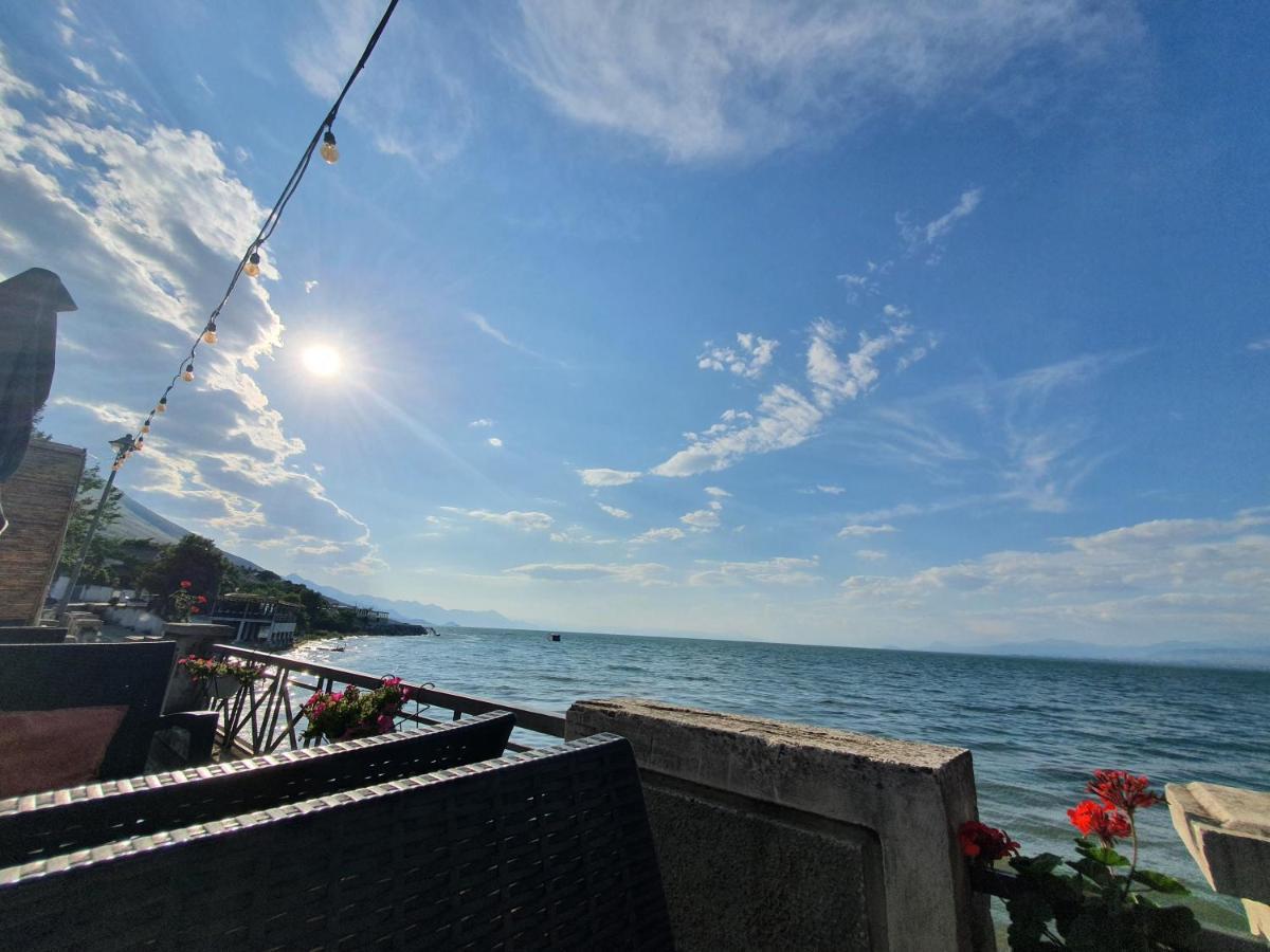 Hotel Piccolino Shkodër エクステリア 写真