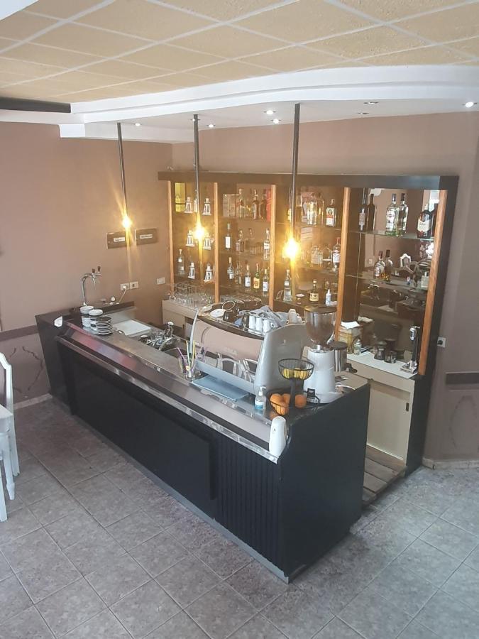 Hotel Piccolino Shkodër エクステリア 写真